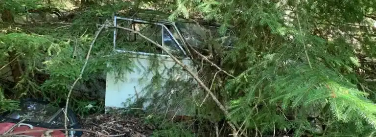 Skrotade BMW6-E24 bilar rustas upp