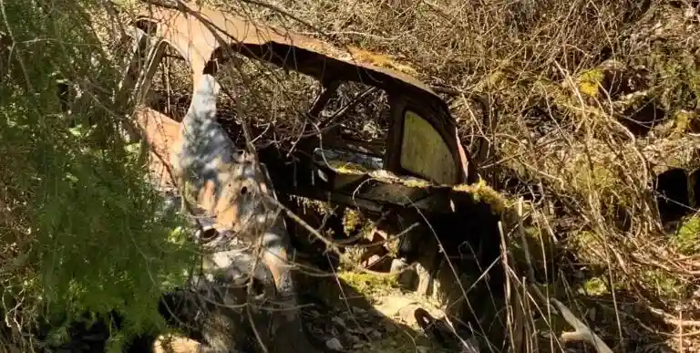 Skrotbilar i Gränna säljes miljösmarta