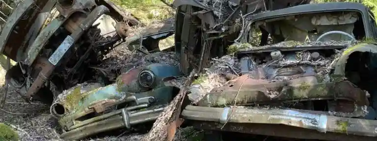 Skrotbilar i Hässleholm säljes till bilskrot för fragmentering