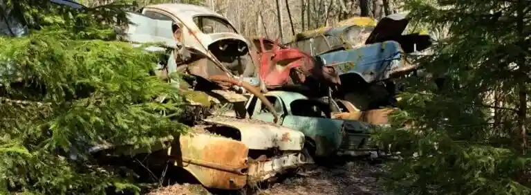 Skrotbilar i Kristianstad säljes för fragmentering
