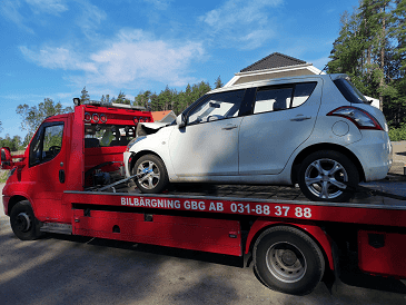 Det skall inte saknas några bildelar på bilen