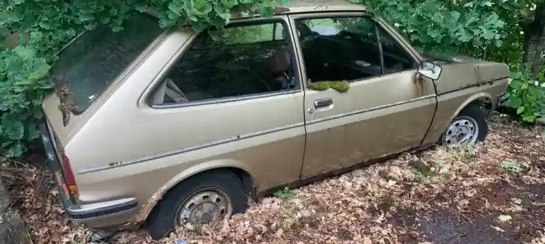 Vad kostar det att lämna en bil på skroten?