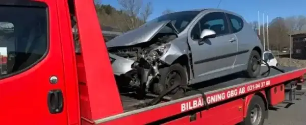 Skrota bilen i Gråbo genom Bilbärgning Göteborg