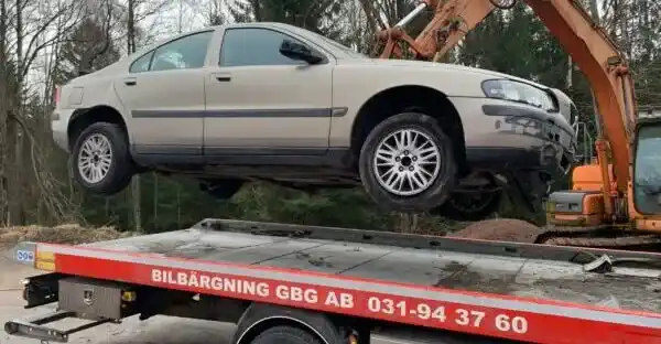 Så återvinns en uttjänt bil i Sverige