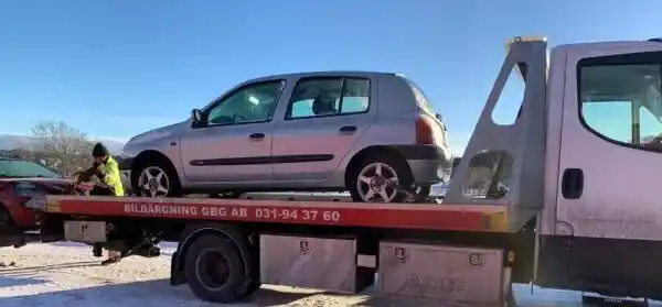 Skrota bil och spara miljön samtidigt